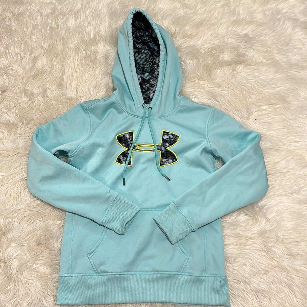 Under Armour Women’s Hoodie - Small